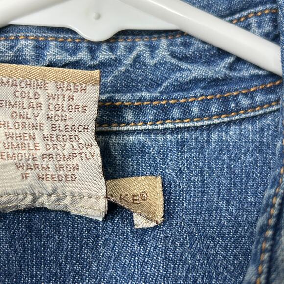 Mountain Lake Denim Shirt Size Medium Blue Snap Button Western Classic - Picture 7 of 7